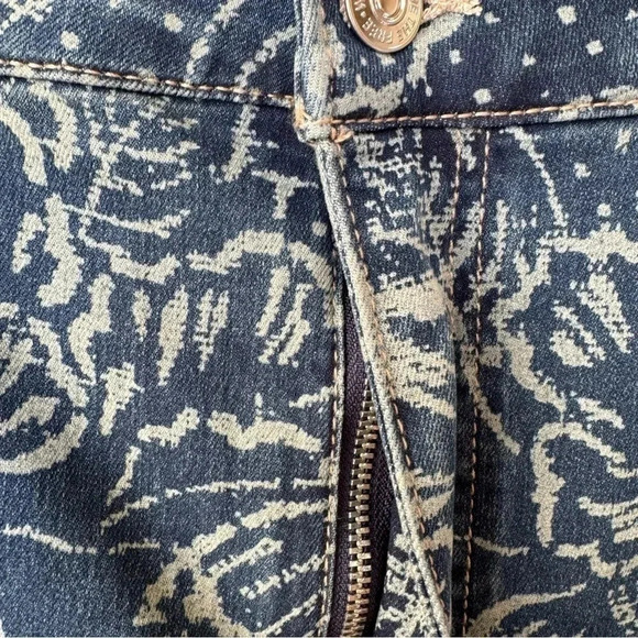 Free People Printed Crop Flare Jeans High Rise Denim Ankle Blue We The Free - Picture 11 of 17